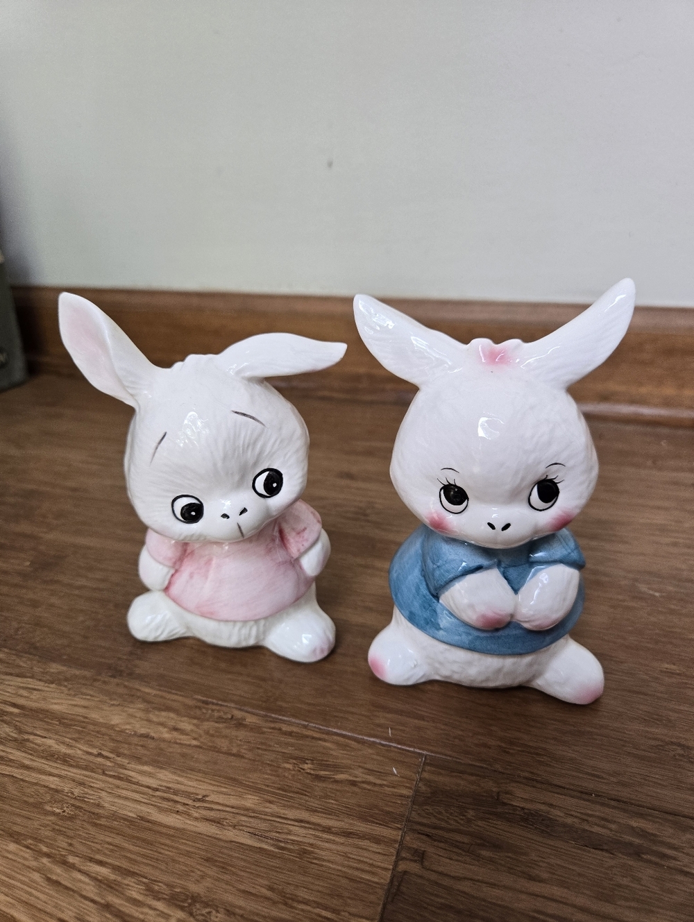 Vintage Ceramic Bunny Set Of 2